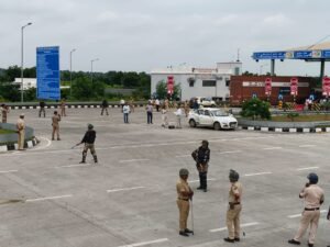 संशयित गाडी